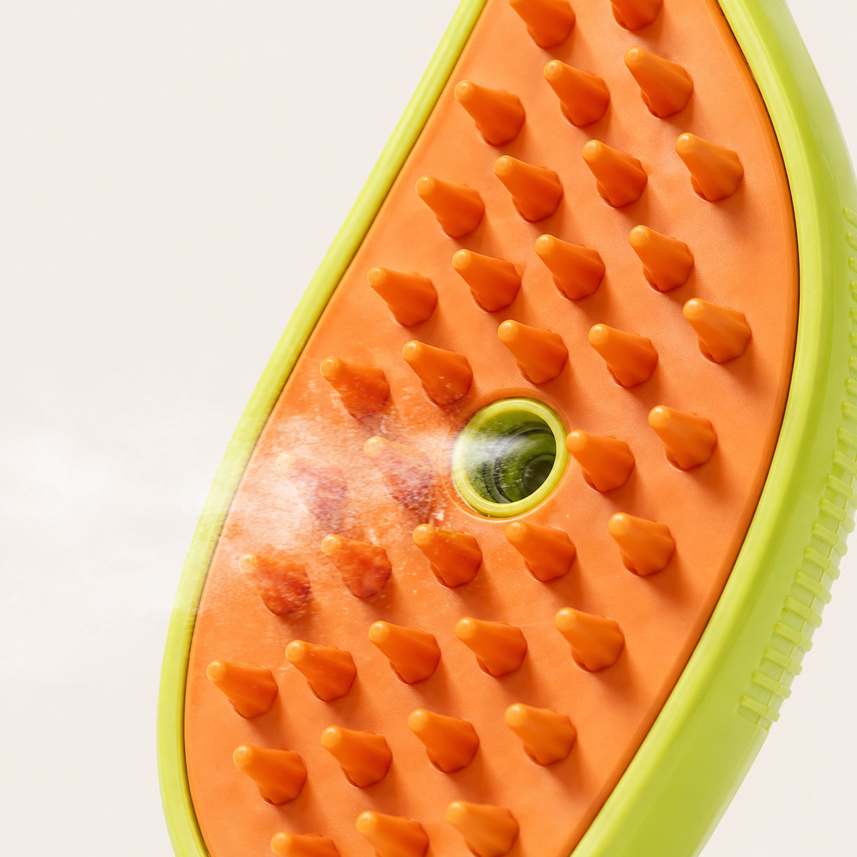 3-in-1 Mist Grooming Brush for Dogs & Cats